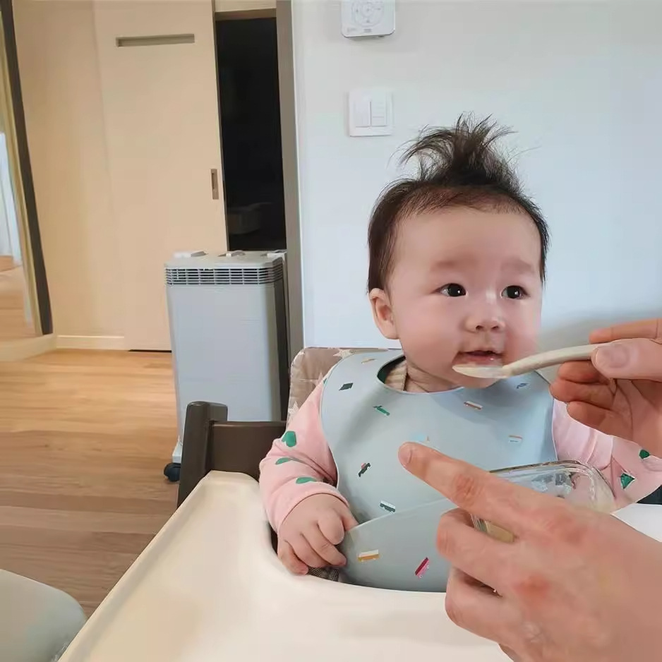Bavaglino per Bambini in Silic - Baby Food Quality recensione e prezzo